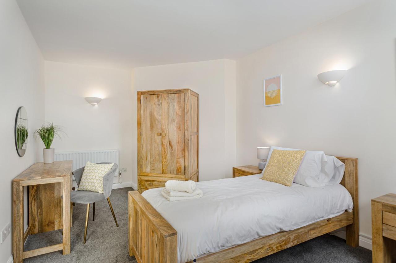 2 Bedroom City Centre Townhouse - With Parking CBG Buitenkant foto