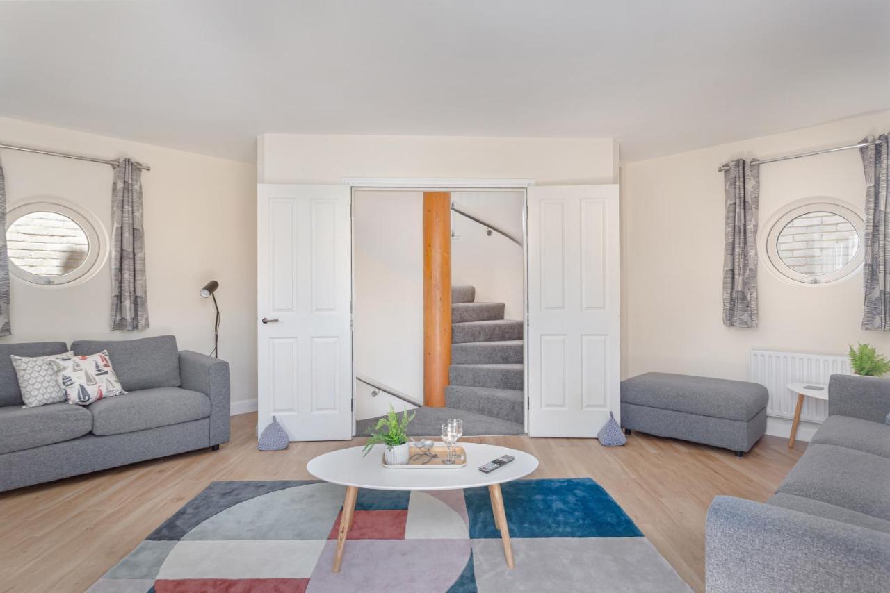 2 Bedroom City Centre Townhouse - With Parking CBG Buitenkant foto